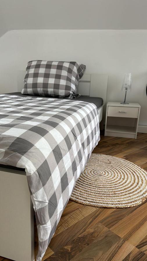 Homestay Schoenes Im Zentrum - 3 *