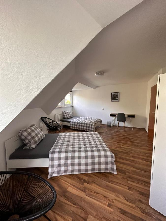 Homestay Schoenes Im Zentrum - 3 *